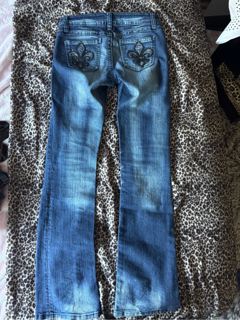 Tokyo blue Bootcut Jeans with Embroidered Fleur de Lis Pockets dm for measuremen